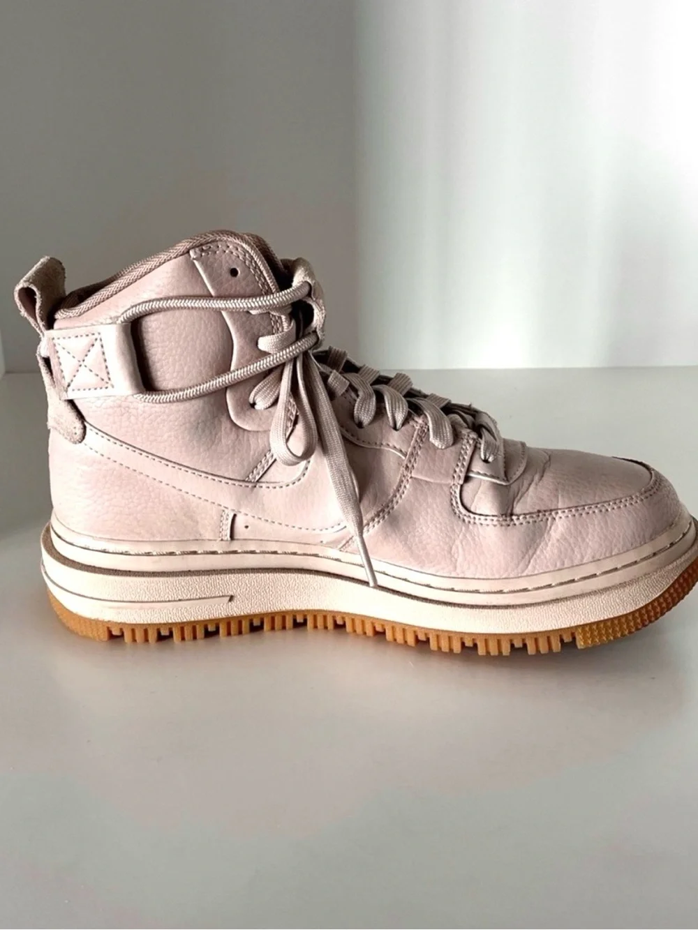 Nike Air Force 1 High Utility 2.0 Arctic Pink Gum Sneaker Boots Women's 8.5